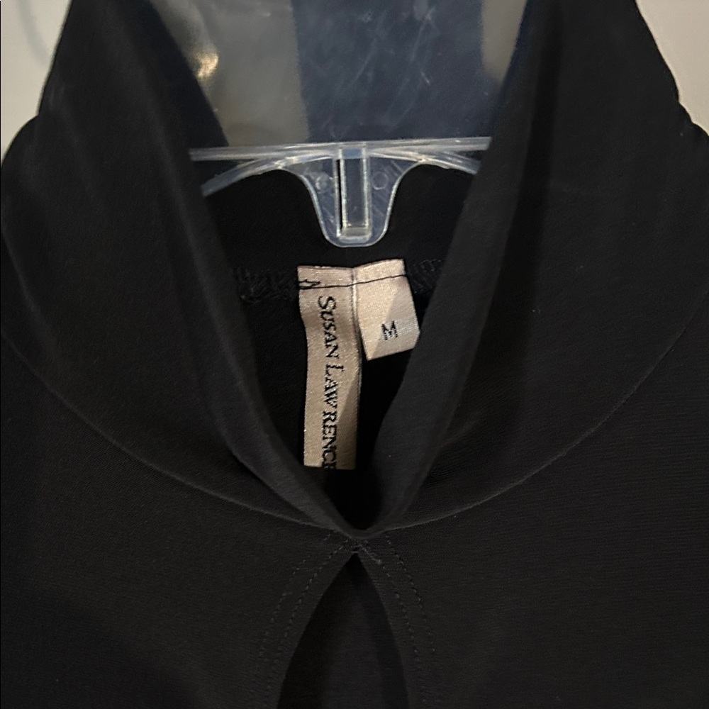 Susan Lawrence Black Sleeveless Mock Neck Top with Silver Ring - Picture 2 of 4